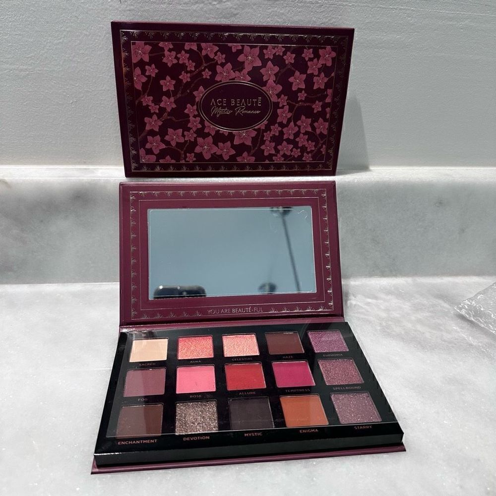 NWT Ace Beaute Mystic Romance Palette Eyeshadow 0.84oz